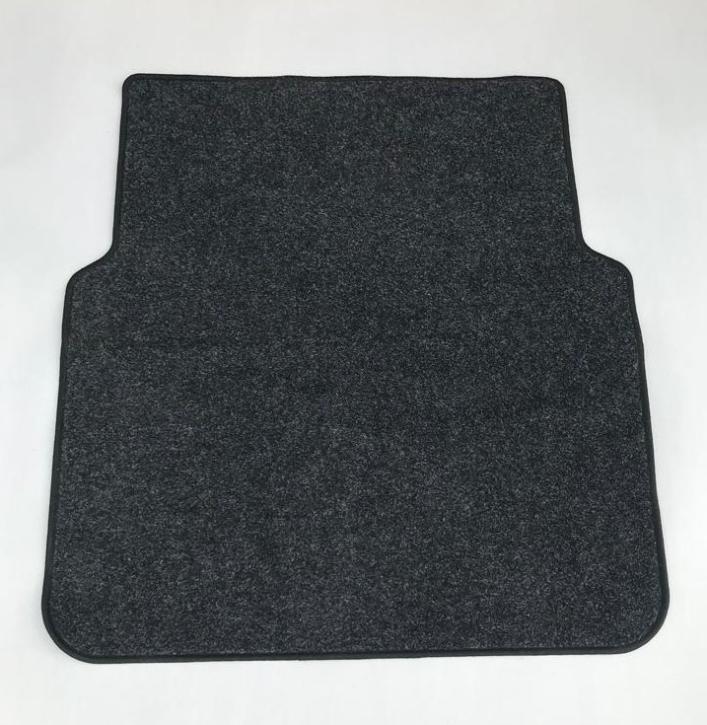 Trunk mat color black